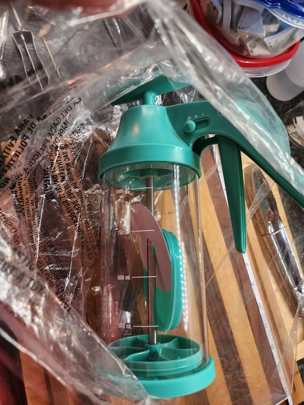 Pampered Chef Teal Hand-Press Pastry